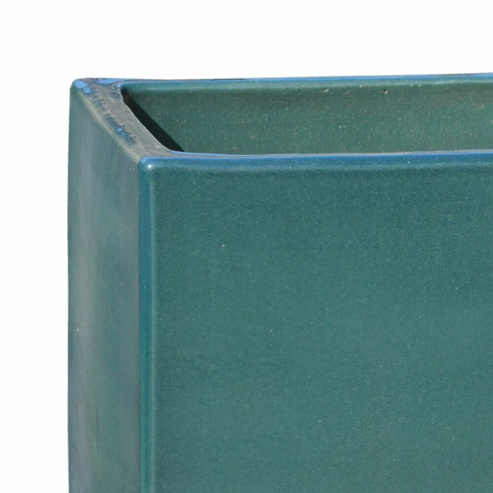 Grüner Blumenkübel Für Garten & Terrasse - Eckig - Frostsicher - Macula Verde 4 Grüner Blumenkübel Für Garten & Terrasse - Eckig - Frostsicher - Macula Verde – Bild 2