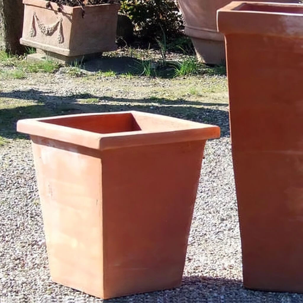Klassisches Terrakotta Pflanzgefäß Eckig - Piombo 3 Klassisches Terrakotta Pflanzgefäß Eckig - Piombo