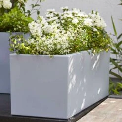 Leichter Outdoor Pflanzkasten Aus Kunststoff - Eckig - Grau - UV-Beständig - Benice