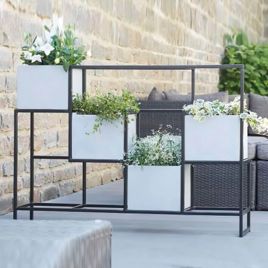 Raumteiler Mit 4 Polystone Pflanzgefäßen In Zement Optik - Karingo 3 Raumteiler Mit 4 Polystone Pflanzgefäßen In Zement Optik - Karingo